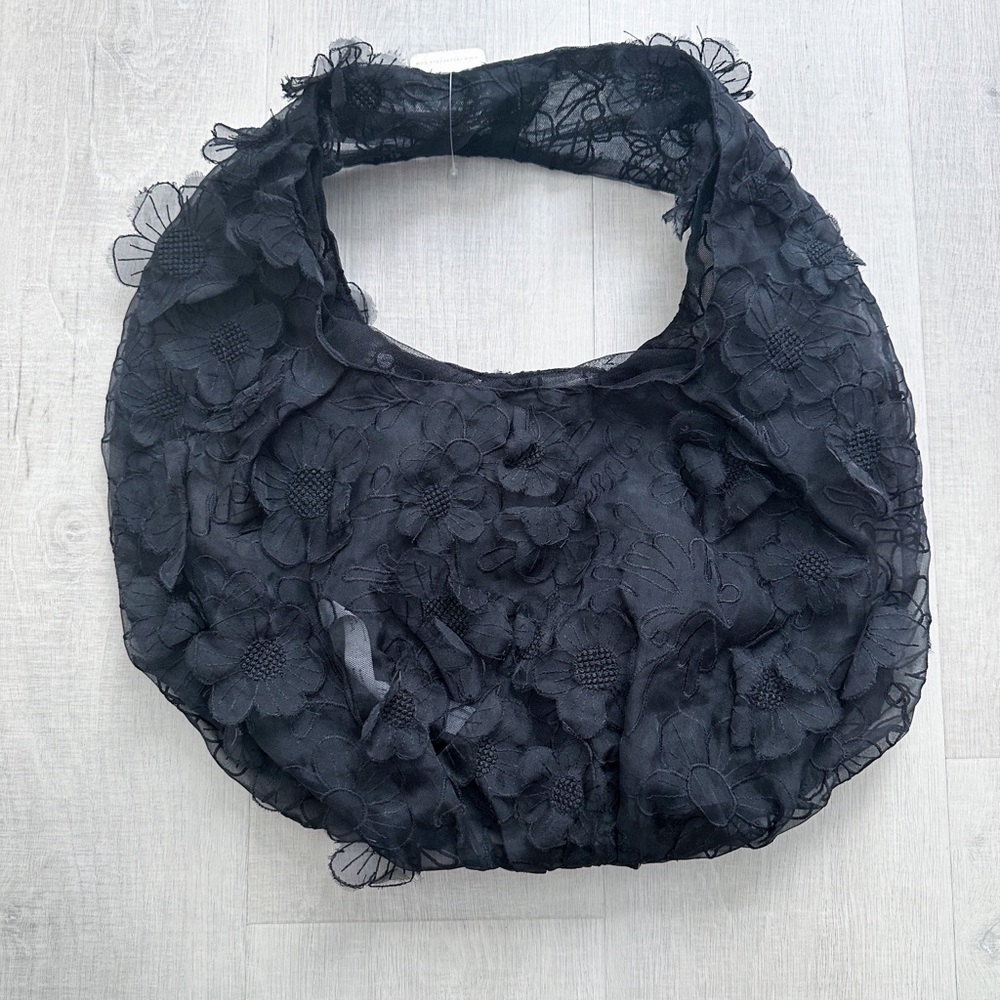 NWT Free People Aurora Floral Shoulder Bag in Black - Picture 3 of 8